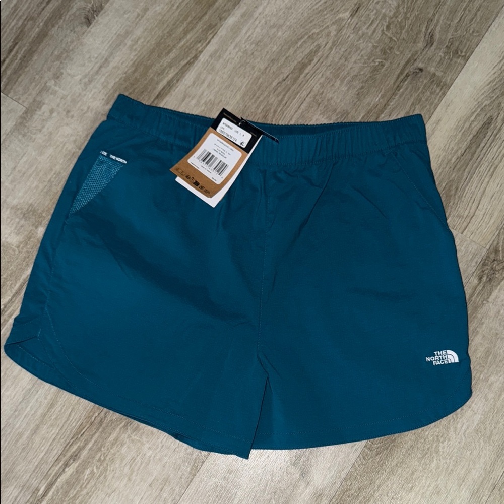 The North Face Teal Athletic Shorts Sleek Design